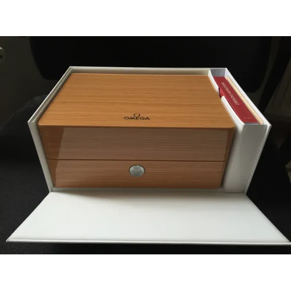 欧米茄/Omega 男盒子