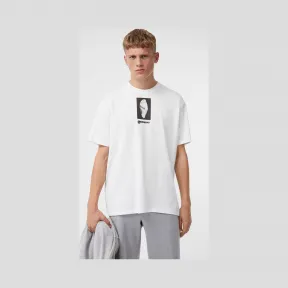 博百利/Burberry 蒙太奇印花棉质宽松 T 恤衫 (光白色)  45637931