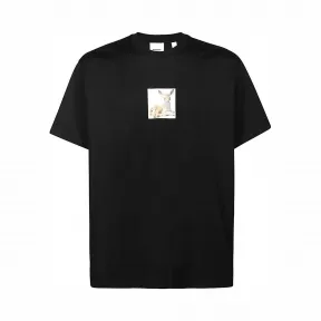 博百利/Burberry 男士 鹿印花棉质宽松 T 恤衫 (黑色) 80223691