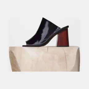 思琳/Celine  Rivet黑色柔软Spazzolato小牛皮木跟穆勒鞋 318553ODGC.38NO