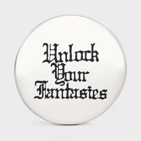 思琳/Celine 男士 Unlock Your Fantasies 标准纯银和珐琅小号徽章 46R776SSE.38NO