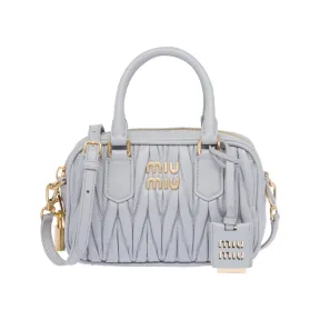 缪缪/Miu Miu 矢车菊蓝 Matelassé 软羊革保龄球包 5BB123-N88-F0591