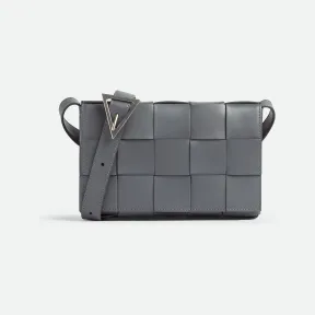 葆蝶家/Bottega Veneta Cassette斜挎包 737950V29E01292