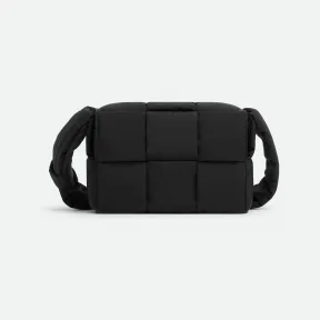 葆蝶家/Bottega Veneta 小号Padded Tech Cassette加衬科技斜挎包 755182VBO818803