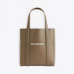 巴黎世家/Balenciaga  551815-D6W2N-1261