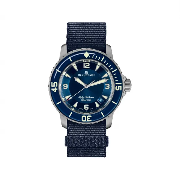 宝珀/Blancpain Fifty Fathoms 五十噚系列 缎面磨砂钛金属 自动机械机芯 男表 5015-12B40-NA