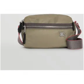 博百利/Burberry 男士 马术骑士图案飞行员尼龙拼皮革斜背包 (灰绿色) - 男士  80053801