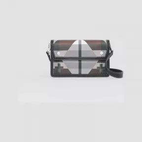 博百利/Burberry 几何格纹拼皮革斜背包 (深桦木棕) - 男士 80508021