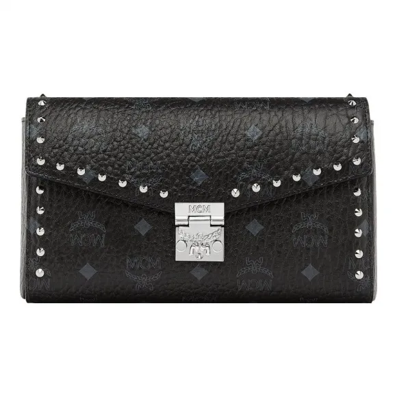 MCM Millie Visetos系列铆钉轮廓翻盖斜挎包 MYZ8AME26BK001