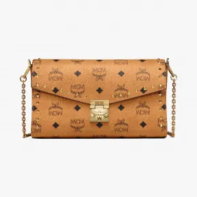 MCM Millie Visetos 翻盖式带铆钉轮廓斜背包 MYZ9SME26CO001